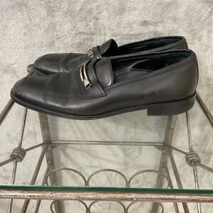 Pitti Black Leather Buckle Loafer Men’s size 10M Made in Italy Slip On comfort